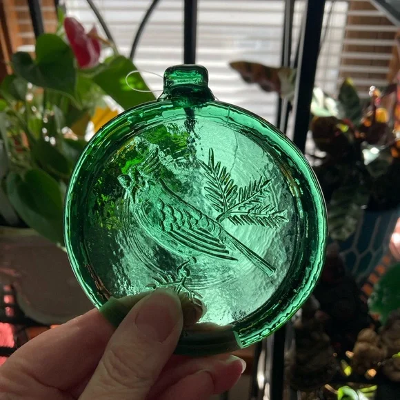Emerald Glass Cardinal Suncatcher Ornament - Picture 3 of 6